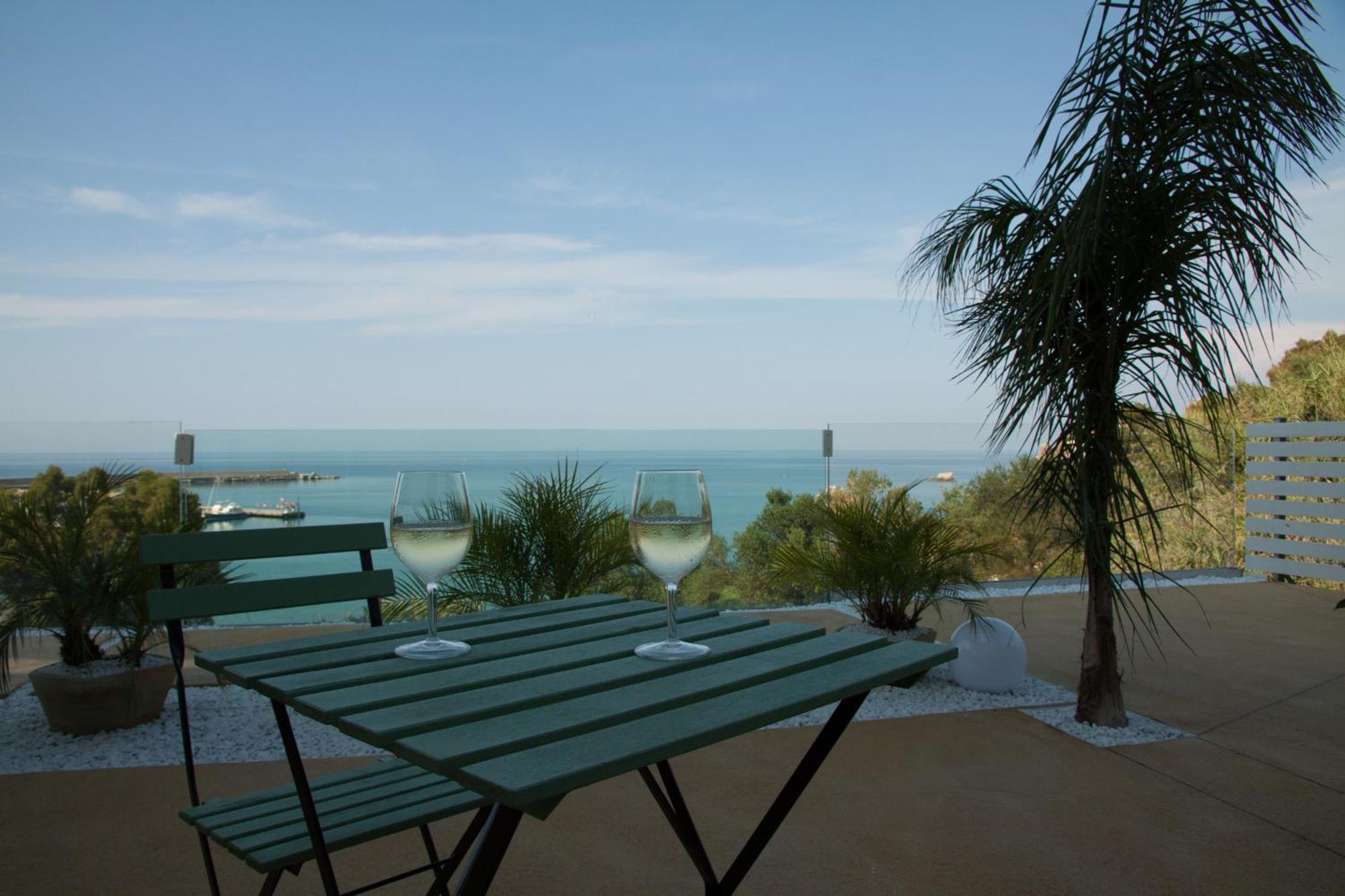 A Tonnara Hotel Cefalù Exterior foto